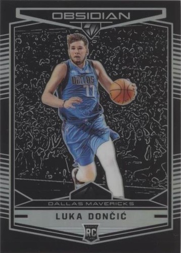 2018-19 Panini Chronicles #166 LUKA DONCIC Luminance Rookie RC PSA