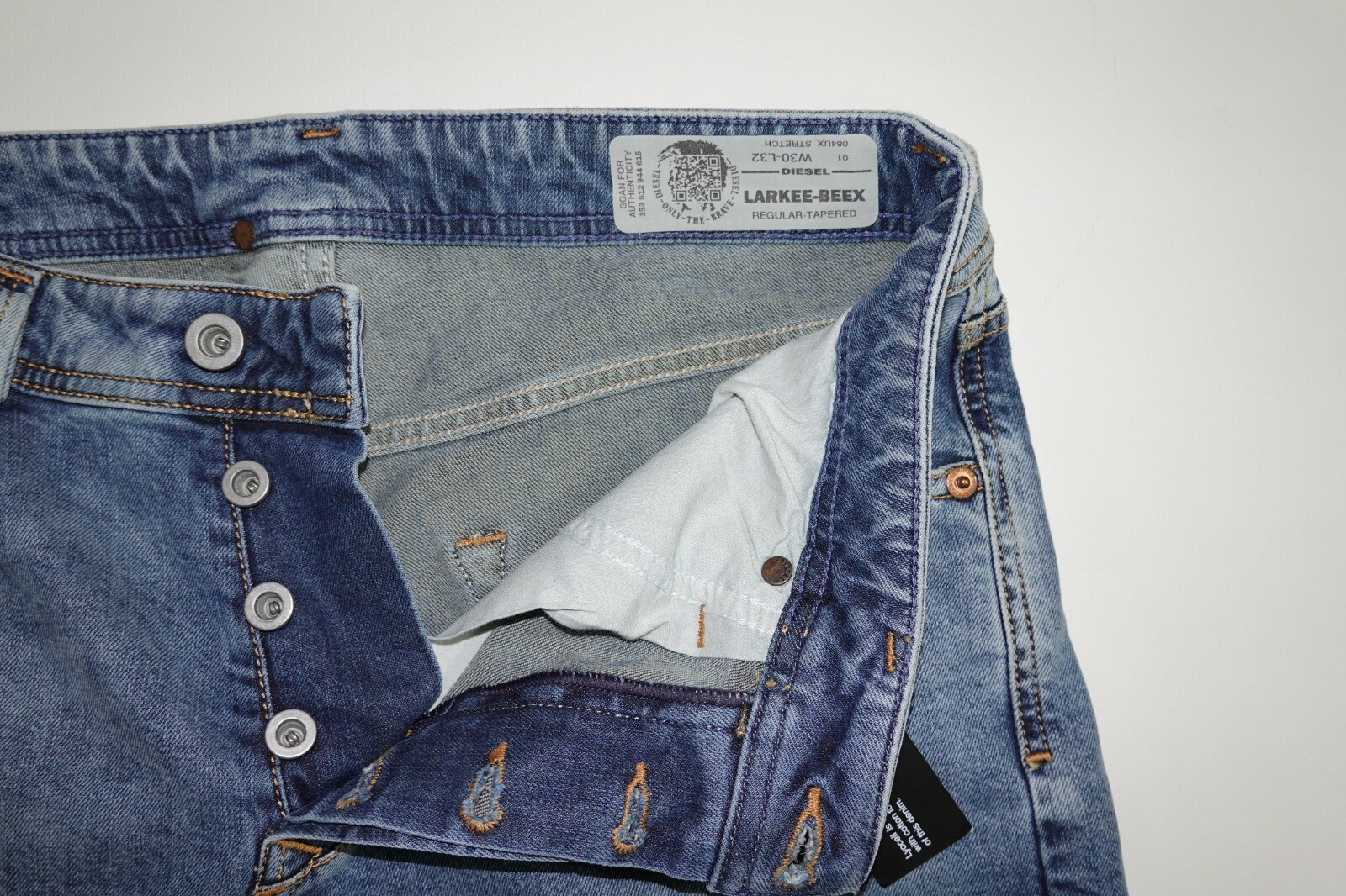 Diesel Men Larkee BEEX 00SU1X Slim Fit Jeans Blue Size 30w for  
