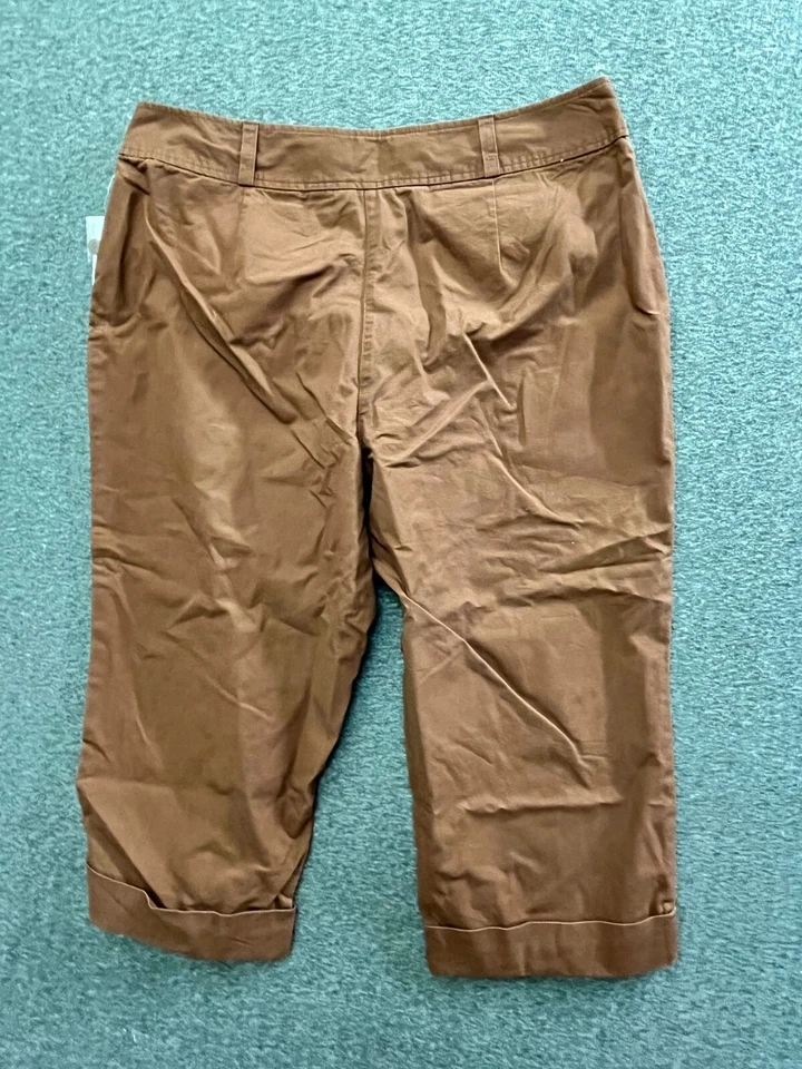 White Stag Women's Cotton 18 Petite Coral Cuffed Capri Pants Straight Leg - Image 2 of 4