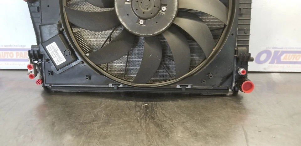 09 MERCEDES BENZ AMG SL63 R230 6.2L RADIATOR CONDENSER FAN COOLING MODULE Foto 3 de 4