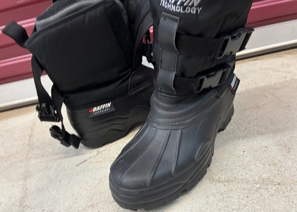 baffin wolf technology Size 11 Boots