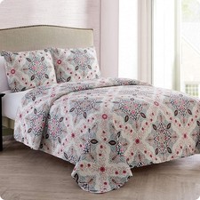 3-Piece King Size Quilt Set Soft Quilt  Matching Pillow Shams Fade