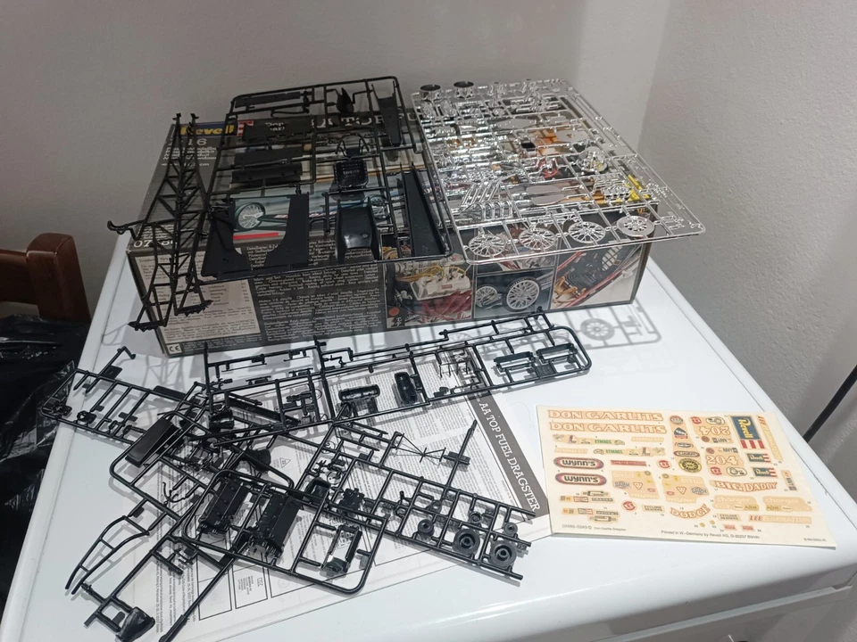 Revell Kit 07480 AA TOP FUEL  DRAGSTER - Immagine 2 di 2