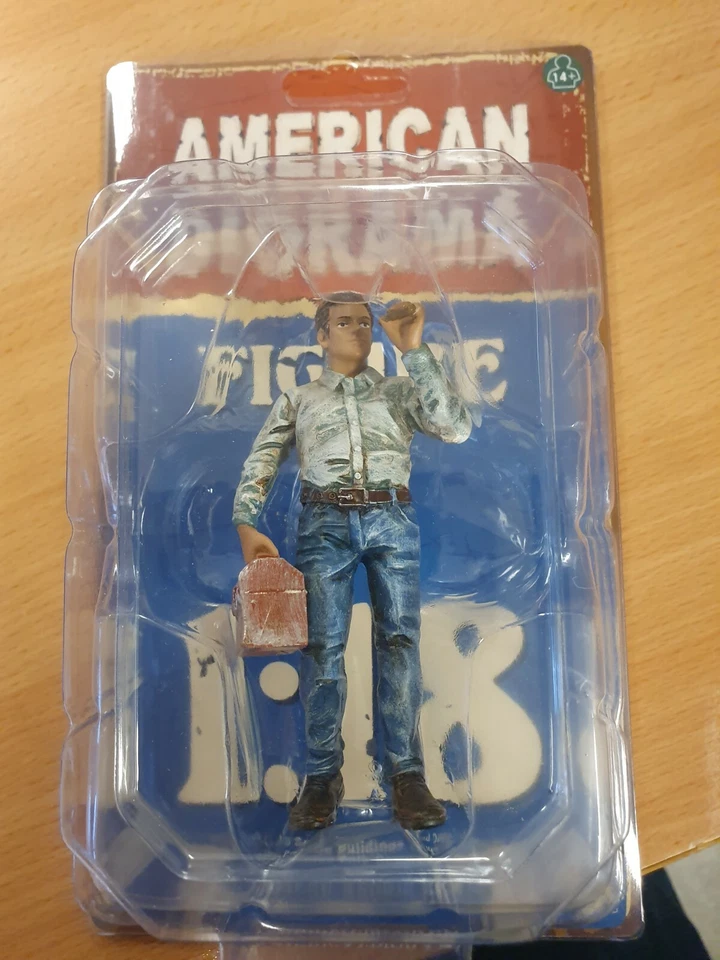 AMERICAN DIORAMA 1/18 - FIGURINES FUMEUR - LARRY - 76261 - Photo 2/2