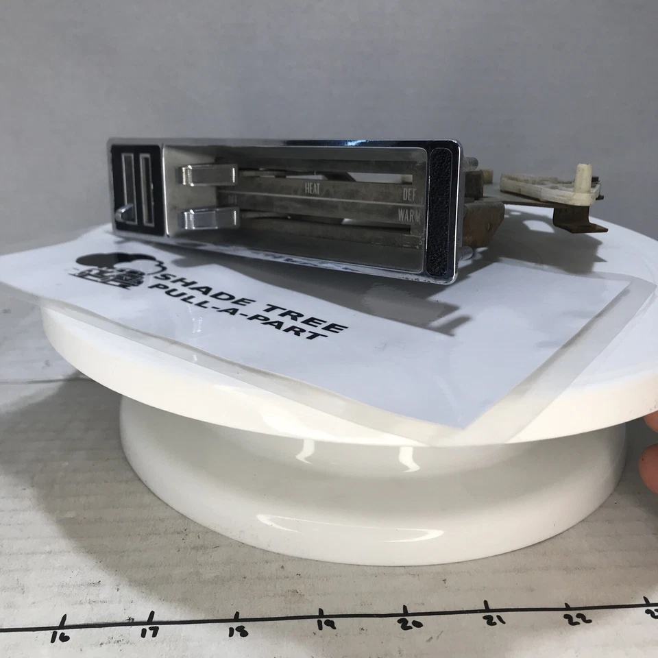 Cosechadora internacional Travelall de colección de principios de los 70 control de clima OEM Foto 2 de 4