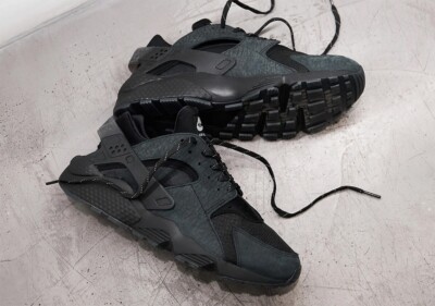 nike huarache london black