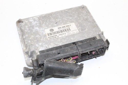 VOLKSWAEN POLO 9N Motorsteuergerät 03D906033F 1.2 Benzin 40kw 2005 15359122