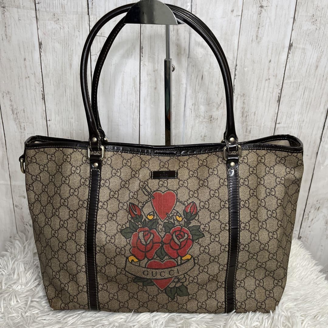 GUCCI GG Supreme Tote Bag with Tattoo Heart Flower Print