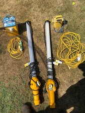 2x 110volt transformers, 2x 110volt extention leads, 2x 110volt work lights