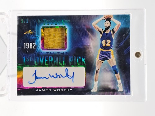 JAMES WORTHY 2022-23 LEAF IN THE GAME USED AUTO JERSEY RAINBOW PATCH /8 Q3565