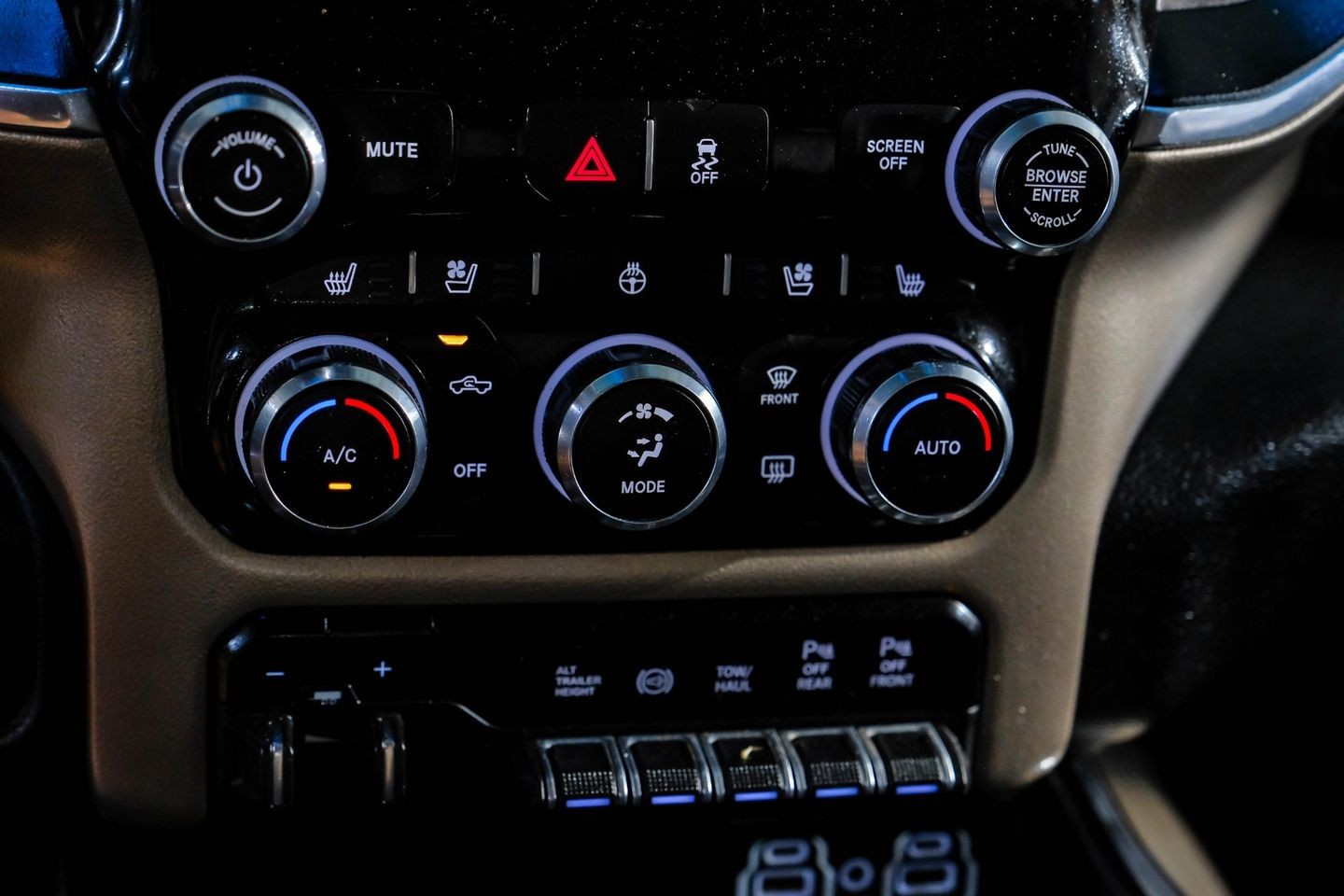 2022 Ram 3500 Laramie HO CUMMINS Aisin Auto 18" METHOD 33" A/T thumbnail 32