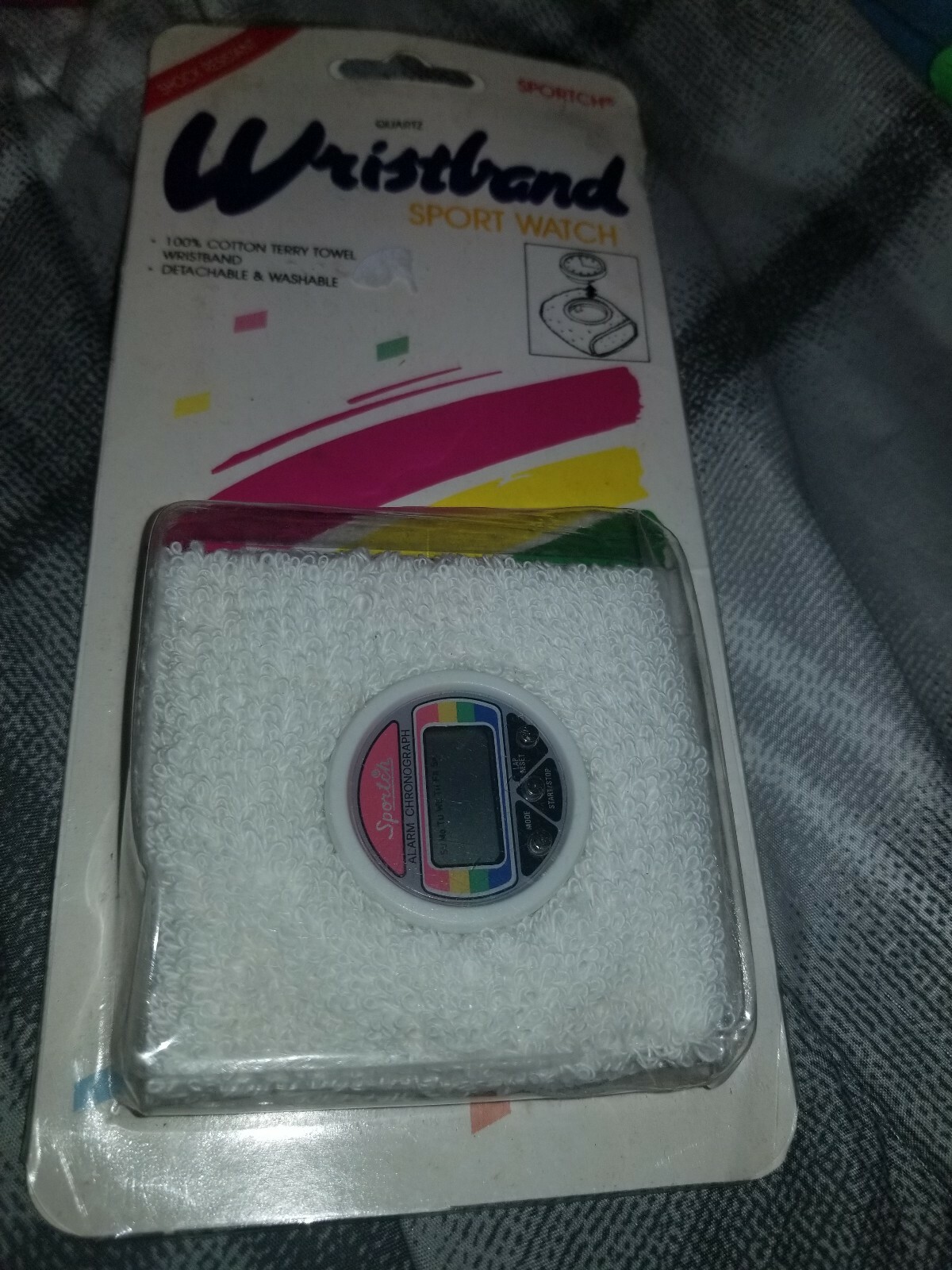Vintage Wristband Sport Watch Sportch Terry Wrist Sweat Band White Pink Quartz Vintage Wristband Sport Watch Sportch Terry Wrist Sweat Band White Pink Quartz