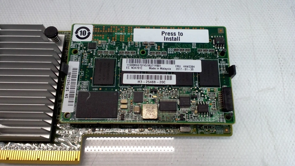 IBM 46C9111 ServeRAID M5210 12 Gb/s 1GB Cache RAID Controller  (Low Profile) - Image 3 of 4