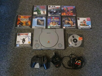 Sony Playstation 1 PS1 SCPH-5552 Konsole Bundle 10 Spiele 1 Controller getestet