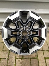 1x Genuine Nissan Navara D40 NP300 18" Alloy Wheel 5JU3A