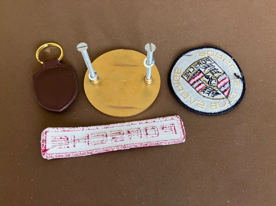 Porsche Club Suecia Sverige Esmalte Rejilla Emblema Insignia 911 912 356 (años 70) Foto 2 de 4