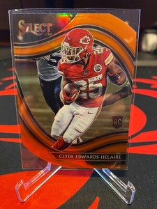 2020 Select Clyde Edwards-Helaire Field Level Orange Prizm Die Cut RC #354
