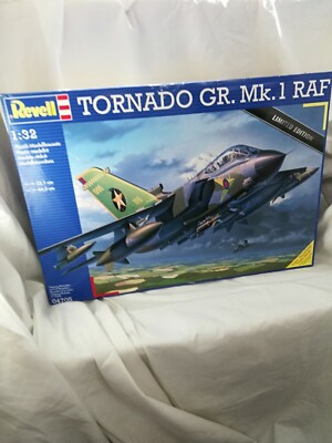 Revell 04705 Modellbausatz Tornado GR.Mk1 RAF