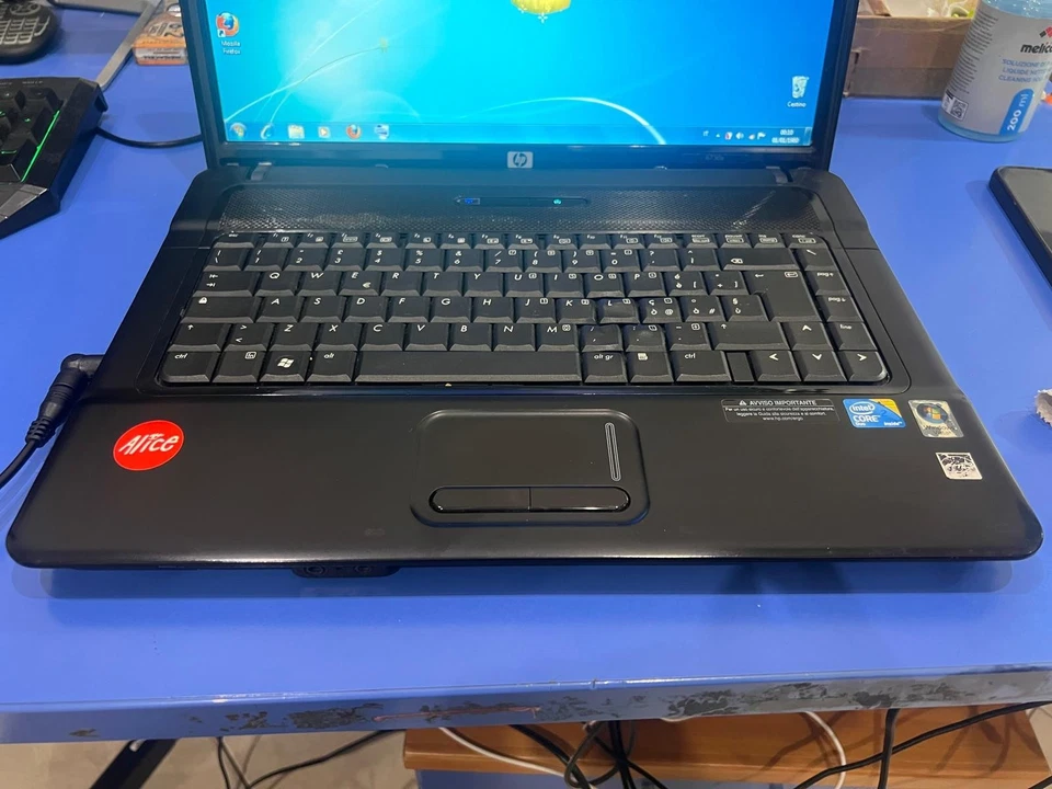 Notebook HP 6730S Intel Core 2 Duo - 4GB RAM - 250GB - Immagine 2 di 4
