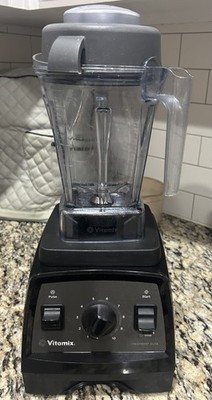 Vitamix Creations Elite/VS/48 ounce/.120V mixer in very good condition