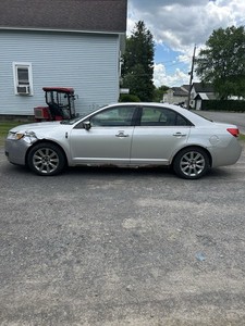 I’m Looking To Sell My 2011 Lincoln Mkz Awd Car