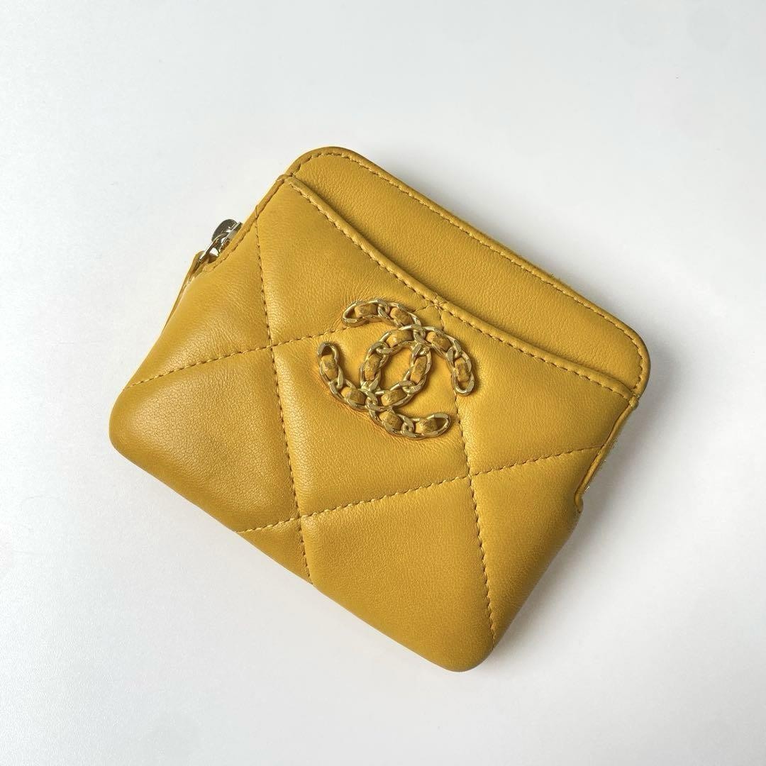 Chanel Disney Coin Case with Random Seal AP2086