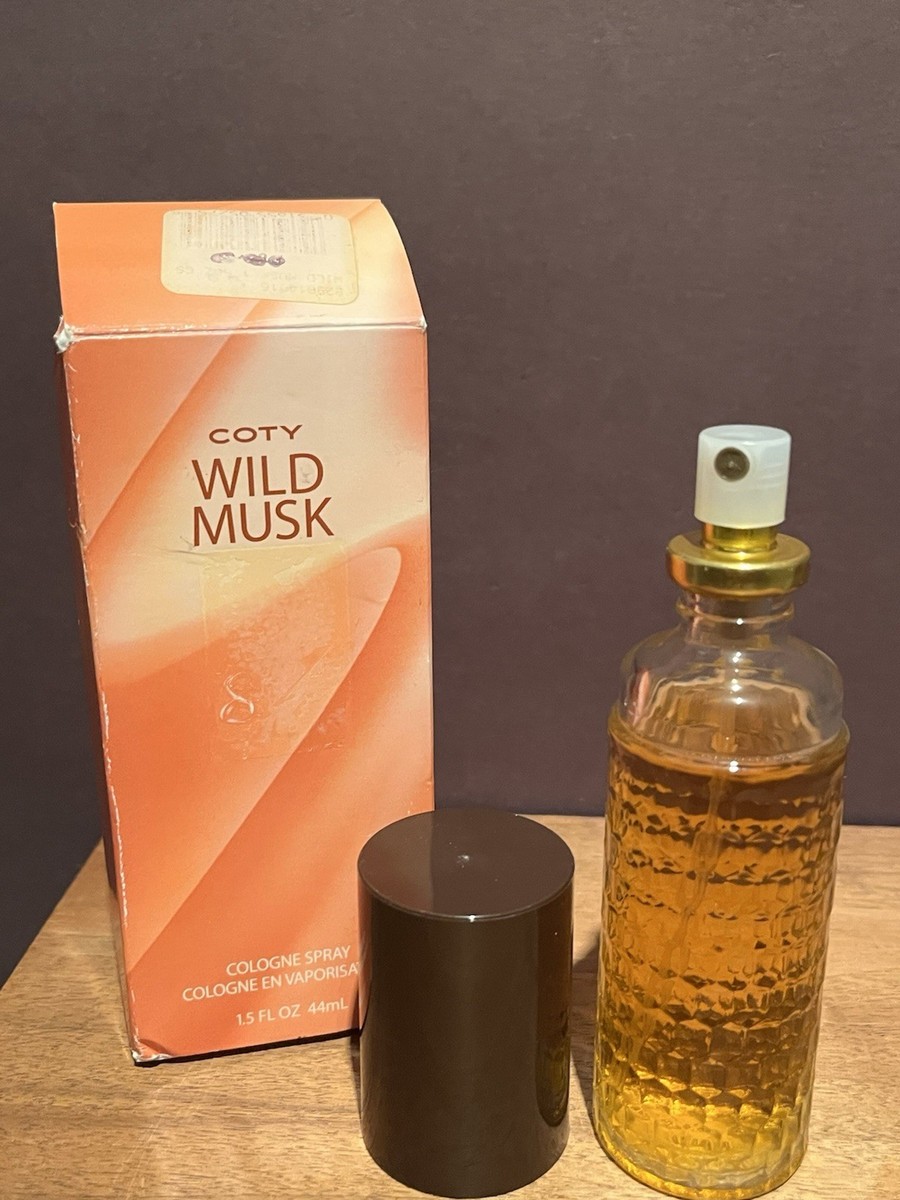COTY WILD MUSK 1.5 FL. OZ / 44 mL COLOGNE SPRAY DIAMOND CUT BOTTLE