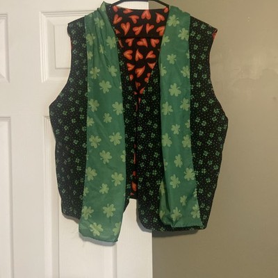 Reversible Vest (Valentine s Day/St Patrick s day). Homemade. Scarf Included.