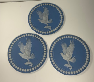 Set of 3 Lotus Tile USA Blue & White Round Jasperware Tiles 6 in.
