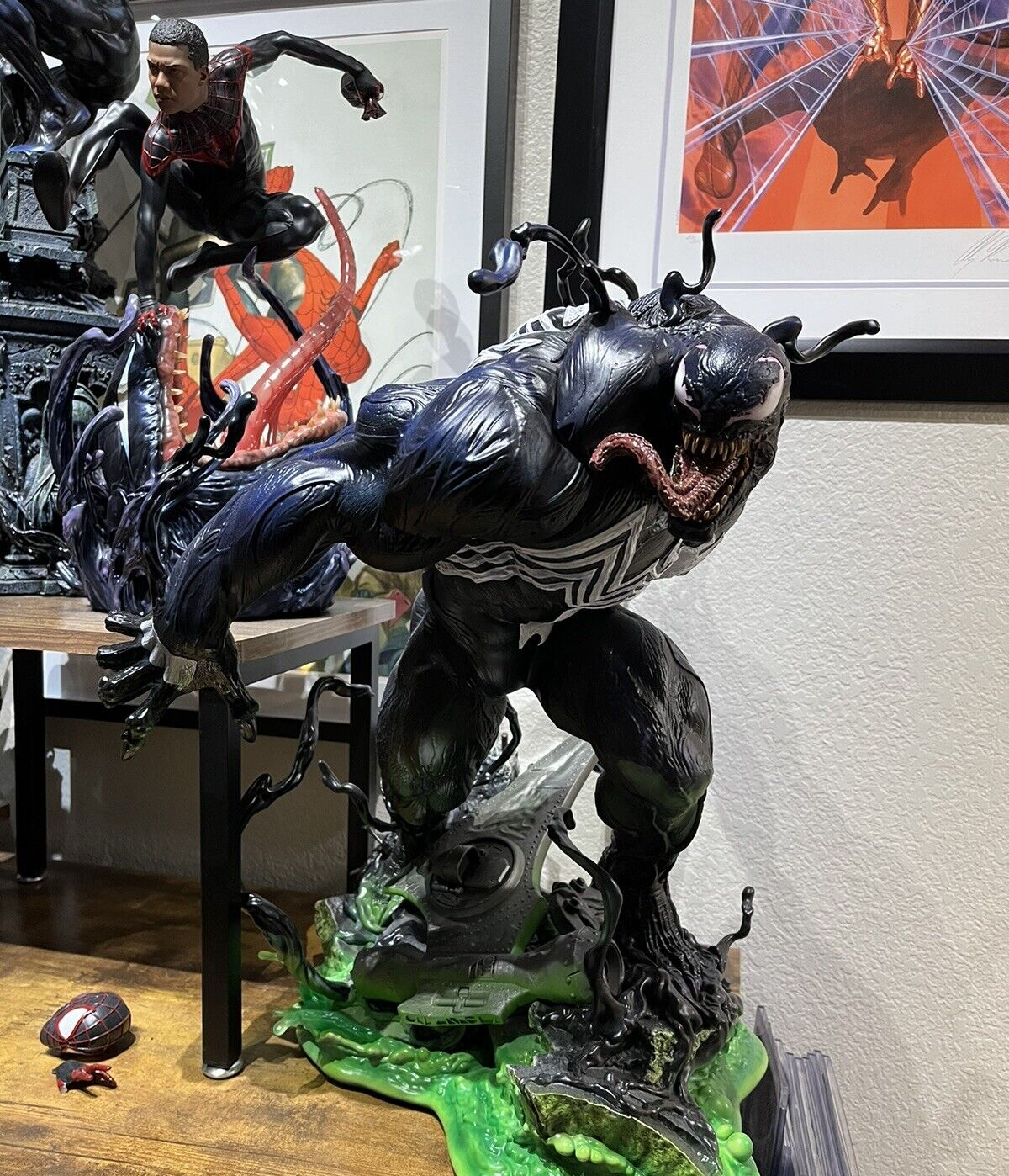 Sideshow Venom Premium Format™ Figure – Marvel Sideshow Collectibles 1/4 Statue