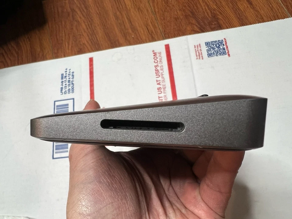 Brydge Henge Docks Stone Pro - Thunderbolt 3 Tethered Docking Station Read descr - Image 4 of 4