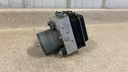 12 15 Chevrolet Camaro SS ZL1 ABS Anti Lock Brake Pump Module GM 22914250 - Picture 10 of 11