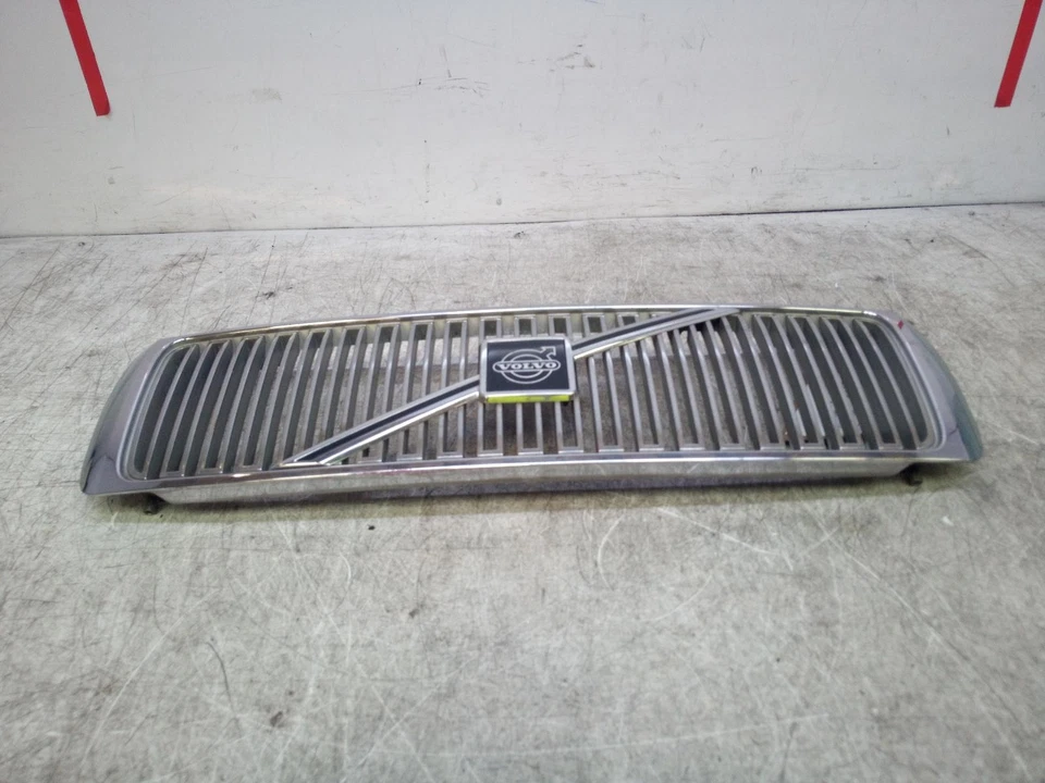 REJILLA DELANTERA VOLVO 940-960 1990-1998 MK1 9126605 #92320 Foto 2 de 4