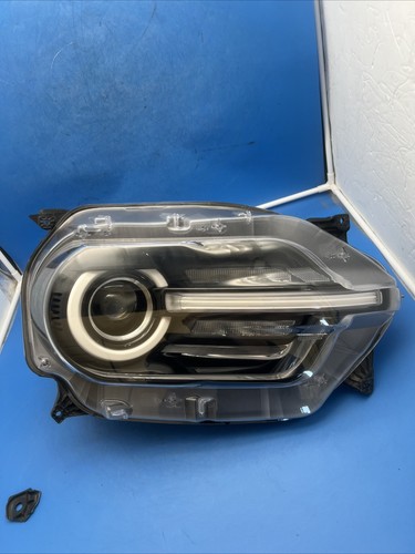 2021-2023 Ford Bronco Sport Right Non HALO LED Headlight M1PB-13W029 OEM - Picture 3 of 16