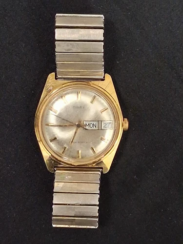 VTG TIMEX 27860 - 10677 WATER RES. MANUAL WIND DAY/DATE WINDOW MENS' WRISTWATCH