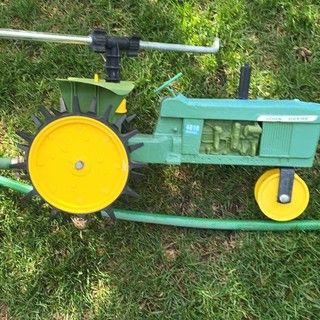 John Deere 4010 Diesel Traveling Sprinkler Hydraulic Drive Green/Yellow