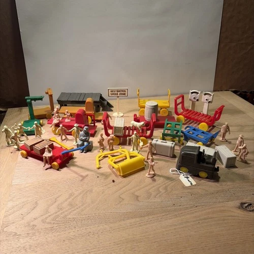 Marx Trains Vintage Plastic Accessories- Luggage, Hand Carts, People