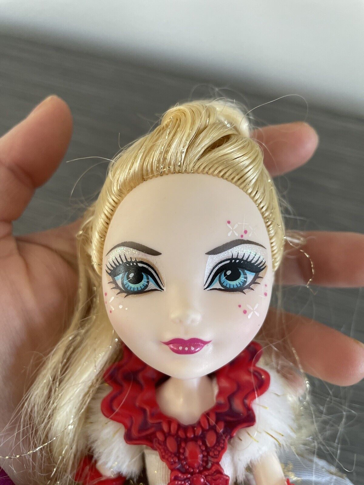 apple white ever after high thronecoming trono - Comprar Outras bonecas no  todocoleccion