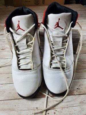 317106‑107 Jordan Team Strong Premier White Gym Red Sz 12