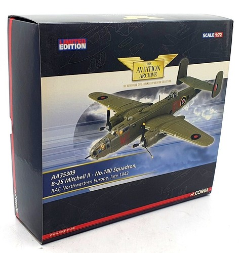 Corgi 1/72 Scale Diecast AA35309 - B-25 Mitchell II 180 SQDN RAF Europe 1943 - Picture 6 of 6