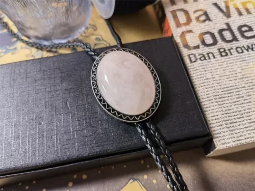 Collar de boda con corbata bolo de piedra de cristal rosa para hombre padrino vaquero occidental Foto 4 de 4