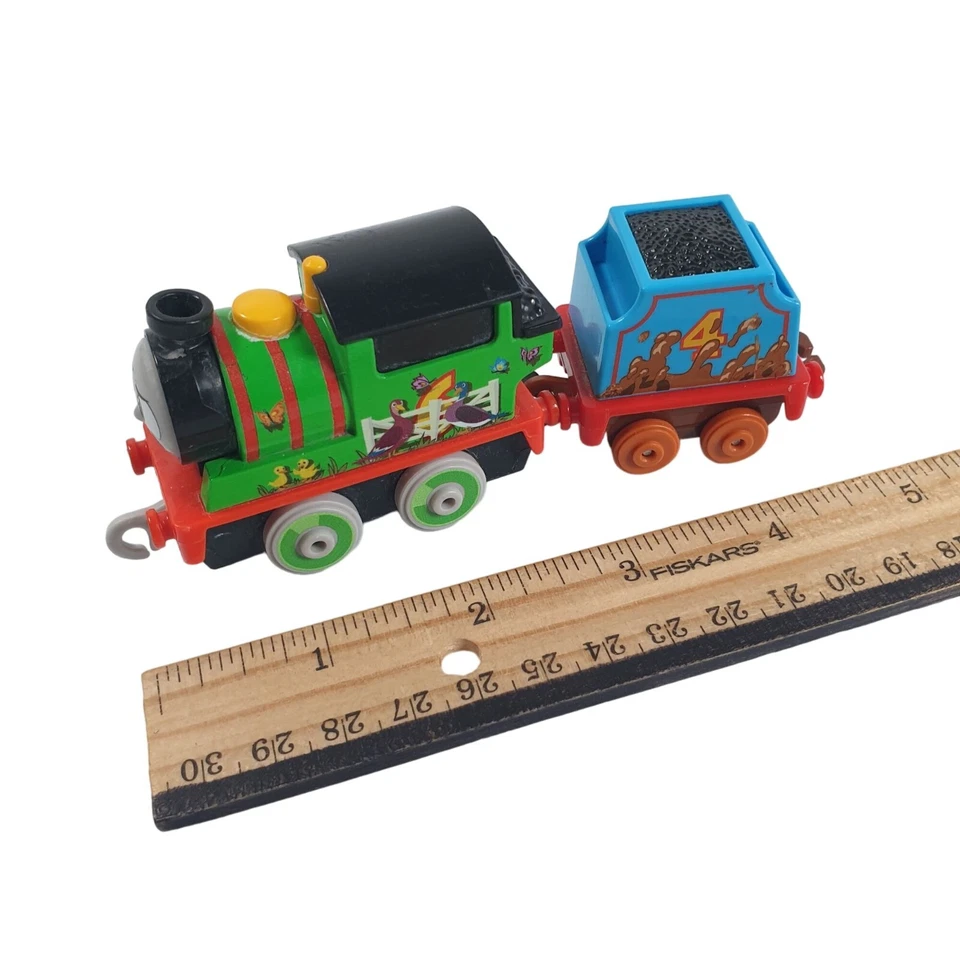 Juego de 2 coches Thomas And Friends Percy Farm Metal Engine Gordon barro carbón Foto 2 de 4