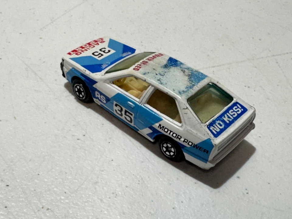 YATMING #1035 - 奥迪四轮拉力赛(白色)“跨越”1/64 死亡 — 第 3/4 张图片