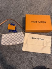 Louis Vuitton Pochette Accessoires Shoulder Bag NM White Canvas