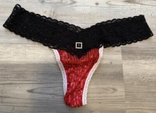 RARE Victoria  s Secret Santa Lace Thong One Size