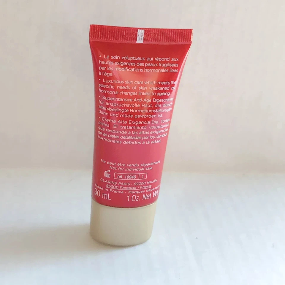 1 CLARINS SUPER RESTORATIVE DAY CREAM -SEALED 1.OZ NEW WITHOUT BOX - Image 2 of 2