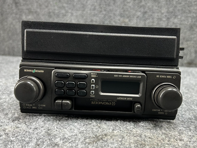 TOYOTA CELICA GT-S 86-89 AM FM RADIO RECEIVER TAPE PLAYER PIONEER