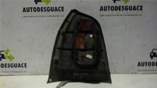 Feu arrière Nissan PRIMERA