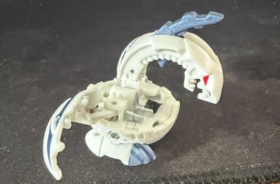 Verkaufe Bakugan Weißer Naga