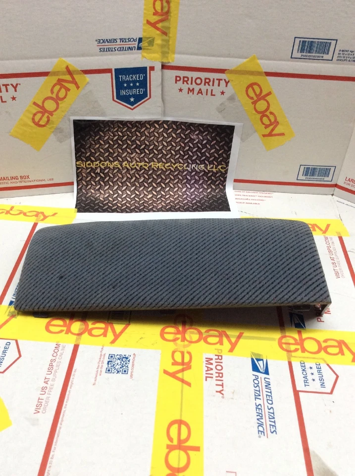 Honda Odyssey 1995-1998 y 1996-1999 Isuzu Oasis tapa gato 84666-SX0-0000 ¡Fabricante de equipo original! Foto 2 de 4